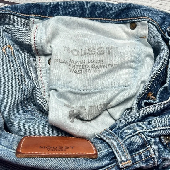 Moussy Vintage Shorts Size 29 Fly button distressed look - Picture 7 of 8